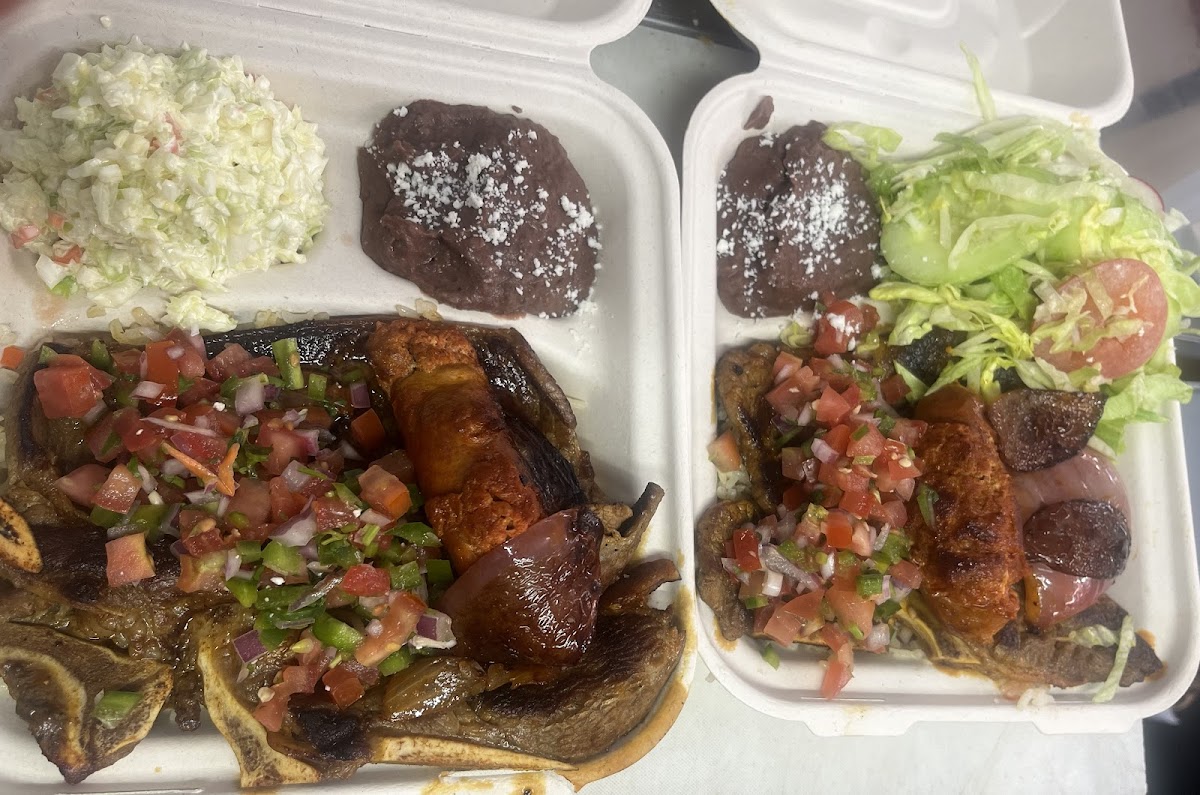 Antojitos Salvadorenos El Torogoz